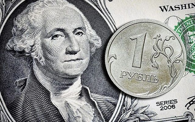 Греф дал прогноз курса рубля на конец года