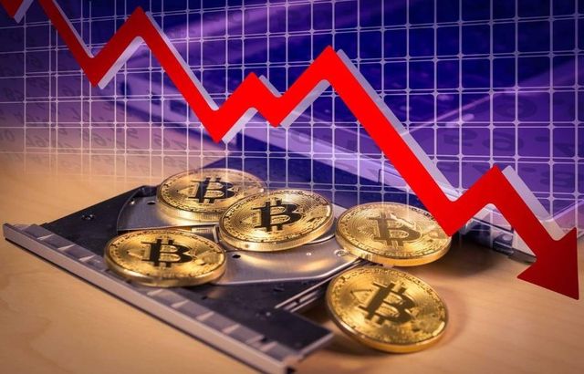 Биткоин рухнул ниже $30 000 — что происходит?