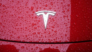 Tesla отказывается от выпуска аккумуляторов в ФРГ