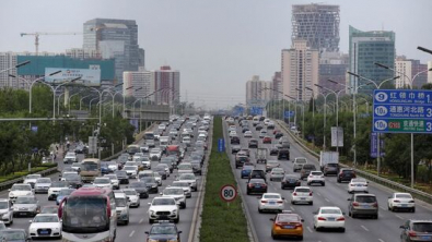 В ноябре продажи авто в Китае сократились впервые за полгода
