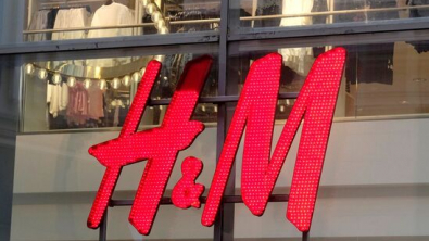 Квартальная прибыль H&M упала почти в 9 раз