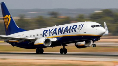 Чистый убыток Ryanair в 2022 фингоду сократился в 2,8 раза